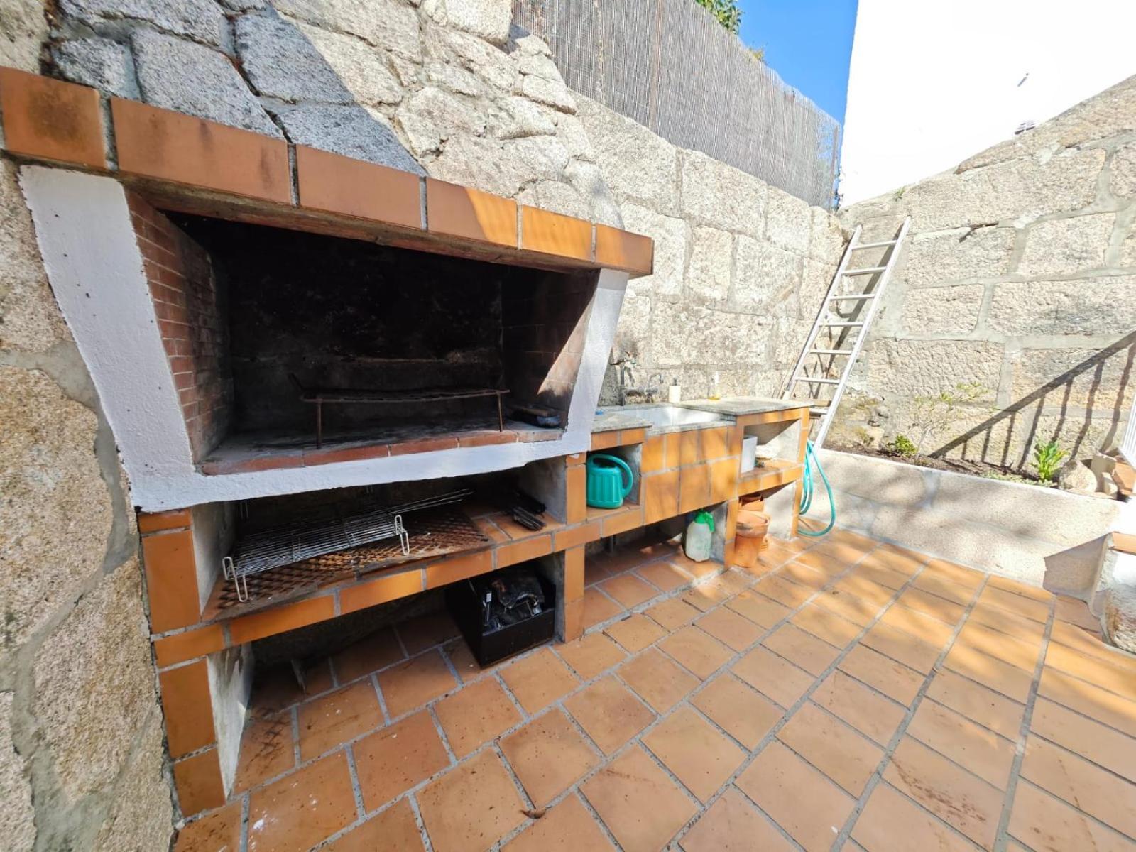 Vigo Casa Independiente Con Barbacoa Luaran gambar